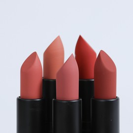 Manufacturer: C&O Cosmetics Responsible Distributor: Natinda Airy Velvet Lipstick 5 Types Spring Cool Tone Warm Tone Dried Rose Nude Beige Matte Lipstick / 나틴다 에어리 벨벳 립스틱 5종 봄 쿨톤 웜톤 말린장미 누드 베이지 매트립스틱