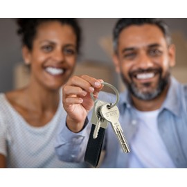 pubblimania Elegant PU Leather Keyring with Ring Useful for House Keys, Car, Motorcycle, Scooter, Gate, Lightweight and Very Durable, Black Slim