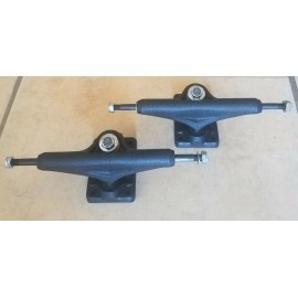 Gullwing 2 Gullwing Ultralite Slick 850 NOS Vintage Skateboard Trucks 8.5” blk/blk