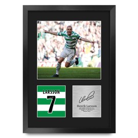 HWC Trading Henrik Larsson Celtic Geschenke Gedrucktes Signiertes Autogramm Foto für Fußball Anhänger and Fans - A3 Porträt Gerahmt