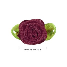 PATIKIL Mini Rosas de Cinta, 100 Unidades de Pequeñas Flores de Tela Satinada con Hojas Verdes, Adornos de Rosetas para Manualidades, Costura, Bodas, Rojo Oscuro