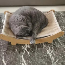 Wooden Cat Scratching Pad with Sisal Surface – Detachable Scratcher and Resting Bed for Indoor Cats