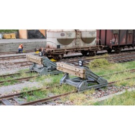 NOCH® Realistic Miniature Bouncing Block for Model Railway Accessories, Perfect for Track N