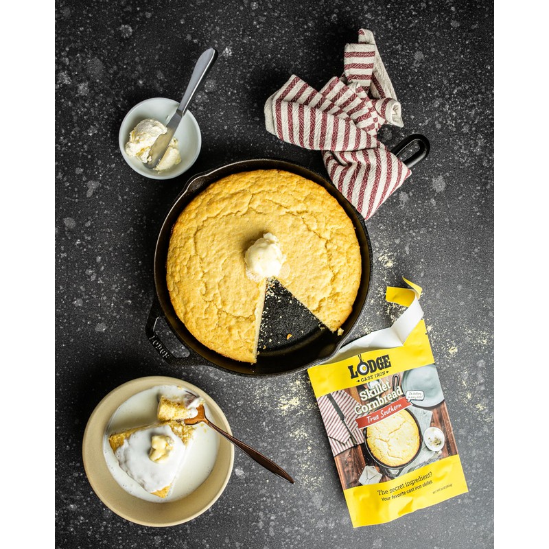 Lodge Cast Iron Skillet Cornbread - Pair with Cast Iron
