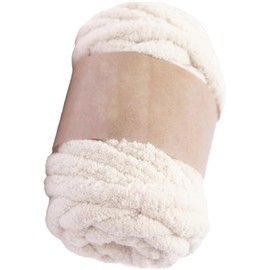 Chunky Yarn for Crochet 250g Knitting Chenille Yarn Soft Thick Yarn DIY Fluffy Chunky Wool for Blankets Sweaters Scarves Beige Chenille Yarn Thick Yarn Chunky Yarn for Crochet Thick Wool