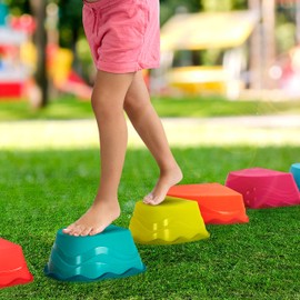 B. toys – Steppers for Kids – 6 Stepping Stones & 4 Strings – Balance Toys – Indoor & Outdoor Games – 3 Years + – Step-n-Stomp