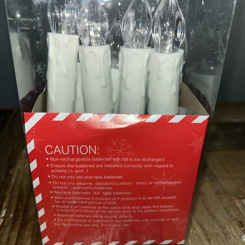 Christmas House Prim Christmas House 8-Count Battery Operated LED Hanging