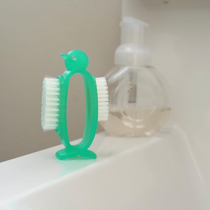 Azuma Industries AZ950G Nail Care Penguin Green Nail Brush for