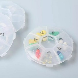 Portable pill box for each day of the week, nutritional supplements and vitamins case 13ea