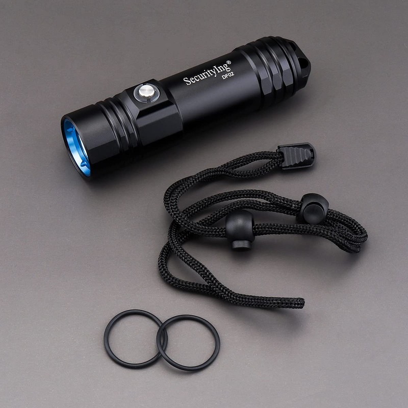 SecurityIng Diving Light, 800 Lumens, IPX-8 Waterproof, Diver Light, Underwater