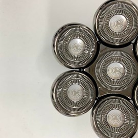 Sakioo Head Shaver for Bald Men, Electric Razor IPX7 Waterproof for Bald Men, Cordless Rechargeable Razor, Wet/Dry Shaving