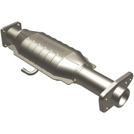 MagnaFlow Direct-Fit Catalytic Converter Standard Grade Federal/EPA Compliant 23427-2.5in Main Piping, 20.8in Overall Length, Pre-and-Post Converter O2 Sensor - Standard GR Replacement