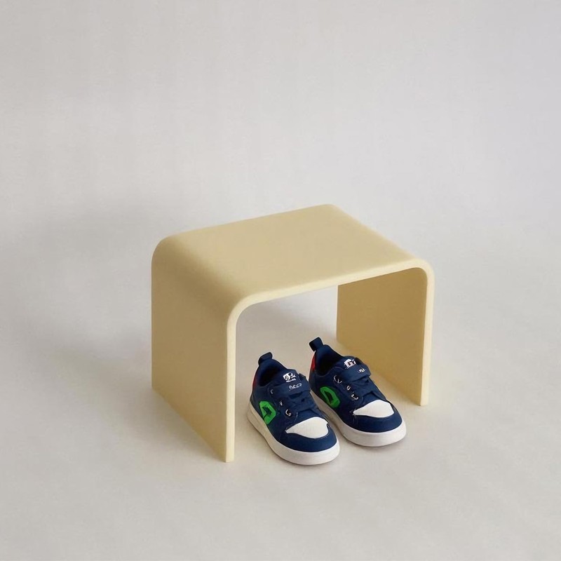 Acrylic Kids' Step Stool – Small Footstool for Bathroom, Kitchen