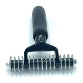 CCA Carpet Grooming Star Seam Roller Raised Handle