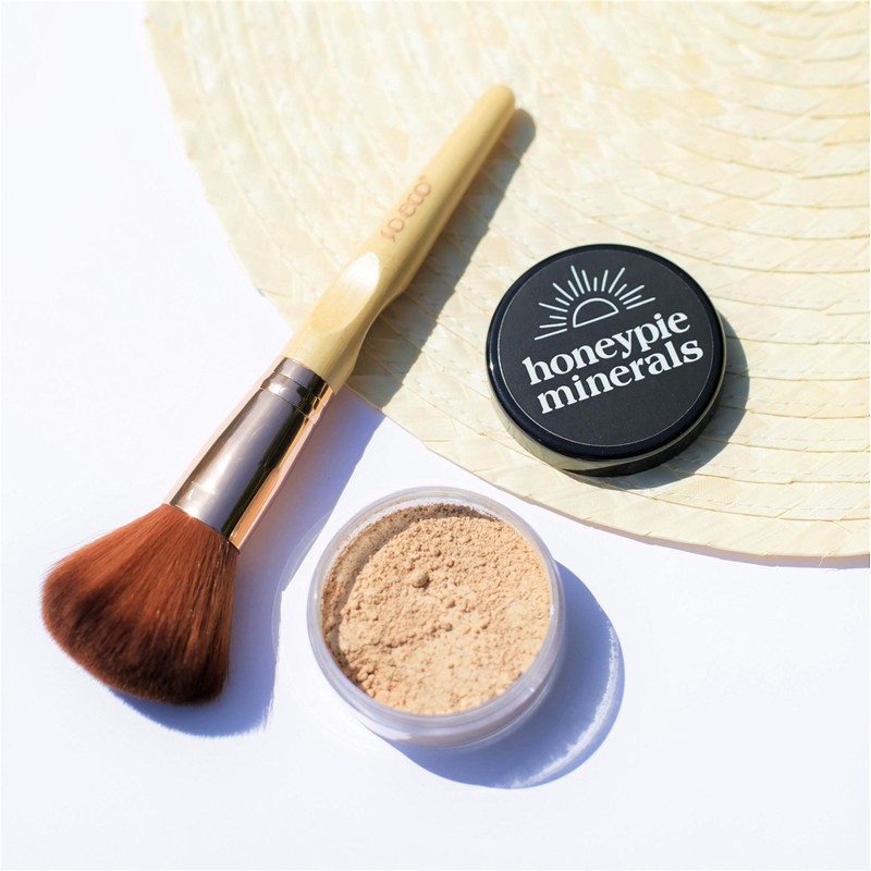 Honeypie Minerals - Natural Mineral Foundation - Lightly Medium -