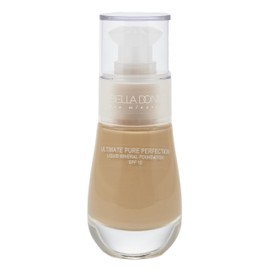 La Bella Donna Women's Ultimate Pure Perfection Liquid Mineral Foundation SPF 15 | Marta