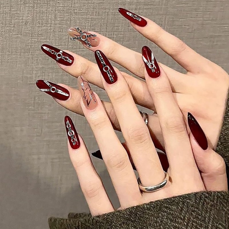 70 pezzi Punk Croce Cinture Nail Charms Y2K Metallo Gothic