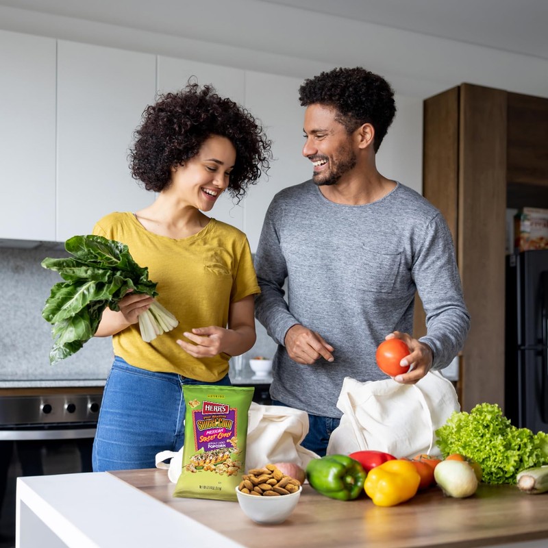 Herr's Fire Roasted Sweet Corn Mexican Street Corn Popcorn 4