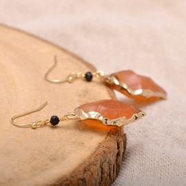 Red Agate Arrowheads Knapped Stone Earrings Hand Wired Onyx Beads, 14K Yellow Gold Color