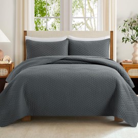 Safonory Quilt Set Full/Queen Size(90"x96", Dark Grey) - Summer Thin Soft Striped Pattern Quilted Bedspread for Queen Bed - 3 Pieces Lightweight Gray Coverlet Bedding Set(1 Quilt, 2 Shams)
