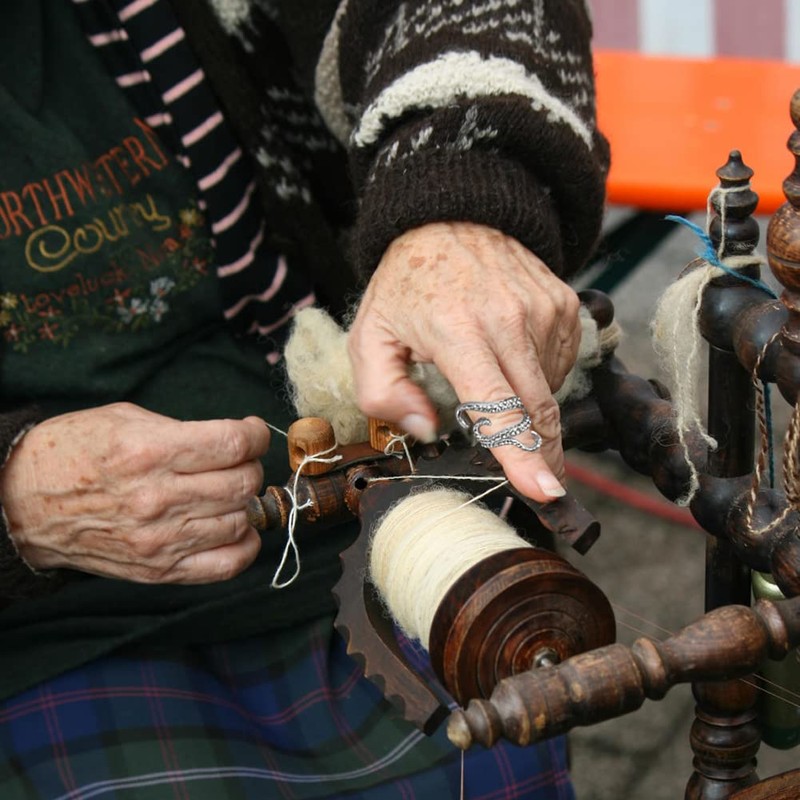 6 Pack Adjustable Knitting Loop Octopus-Shape Ring Knitting Rings Guide