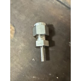 Swagelok SS-400-R-2 1/4 - 1/8" Stainless Steel Fitting Reducer Free Shipping