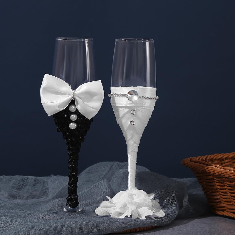 LUNLUN HOME Wedding Champagne Glasses Bride and Groom Champagne Flutes