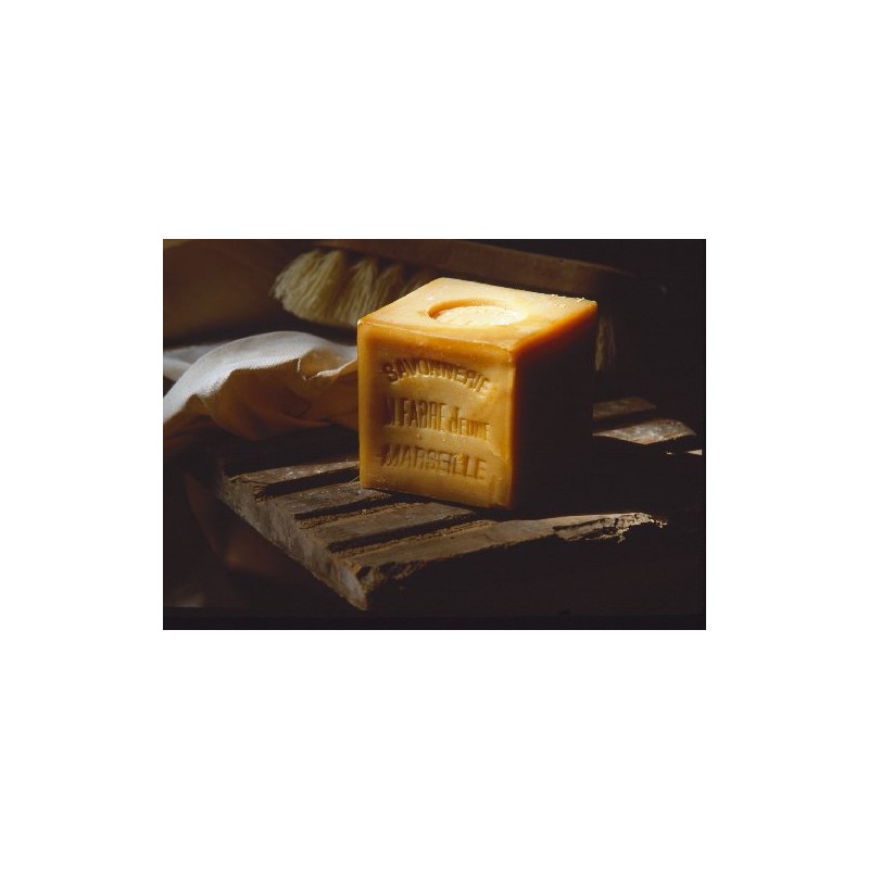Marius Fabre 'Herbier': Savon de Marseille Soap Sandalwood 250 g