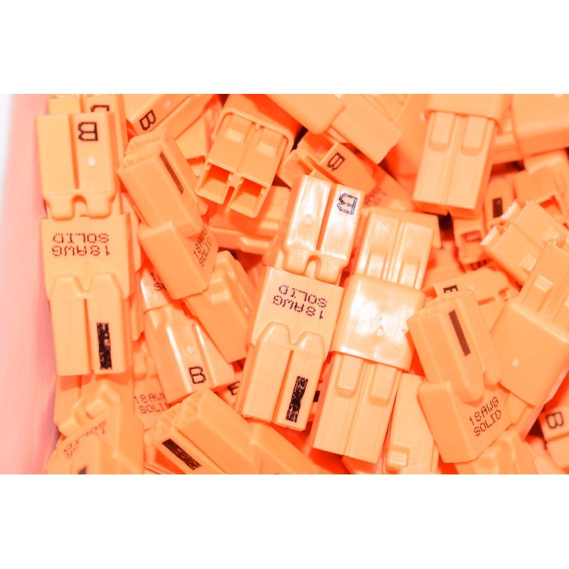 Ideal 30-082 Luminaries Disconnect Power Plug (Ballast Connector) 18awg Solid