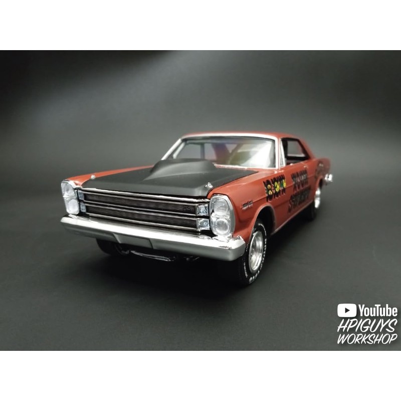 AMT 1966 1:25 Scale Ford Galaxie Sweet Bippy Model Kit
