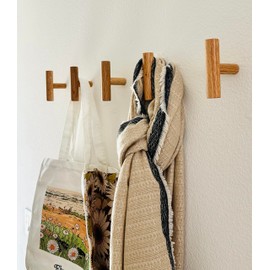 Flynt Ave. Wooden Coat Hooks, Decorative Wall Hooks for Bags, Hats, Coats, Purse, Heavy Duty, Sturdy, Natural Oak, Easy to Install, Holds Up to 7lbs - Pack of 5