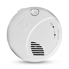 First Alert SMCO500V, Interconnect Battery-Operated Combination Smoke & Carbon Monoxide Alarm with Voice Alerts, 1-Pack