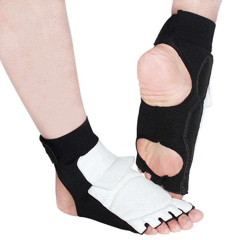TaeKwonDo Foot Guard Protector TKD Martial Arts Sparring Instep Gear