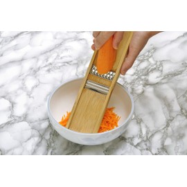 Sakai Sangyo Bamboo Shredded Dish, Made in Japan, Approx. 2.8, 10.1, 0.6 inches (7.2, 25.7, 1.5 cm), Moso Bamboo, Julienne, Cooking, Convenient, Daikon Salad, Kinpira, Repertoire, Carrot Shirishiri,