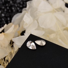 BAIYIYI 10pcs Nail Art Rhinestone Gems Pointed Back Clear K9 Glass Crystal Shiny Zircon Nail Diamonds Drop Shape 4 * 6mm Mini Rhinestone for DIY Acrylic Nail Art Decoration