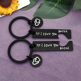 Vadaka Valentine's Day Keychain I Love You Couple Keychain Set for Boyfriend Girlfriend Couple Jewelry Gift for Husband Wife Family Keychain Anniversary Birthday Gifts His and Hers Gift Keychain