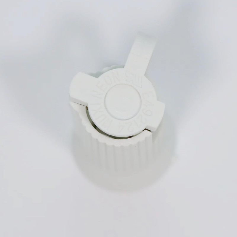 Encoidoz 100PCS C7 E12 Replacement Bulb Sockets, C7 White Socket