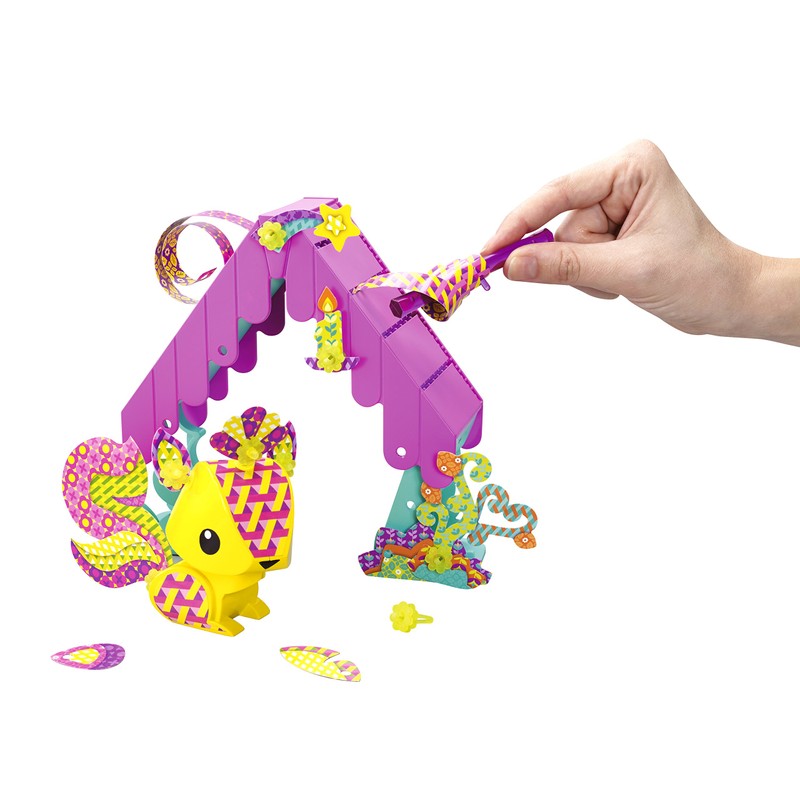 Mattel AmiGami BLV46 - Eichhörnchen mit Baumhaus Bastelset