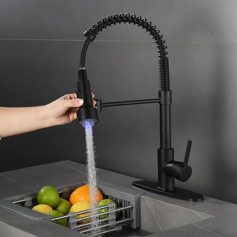 LEMYEF kitchen faucet LED spray head，3-Function Prevent burns spray head，9/16-13/16