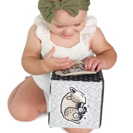 Wee Gallery Soft Block, Baby Animals - Sensory Stimulation Toy, High Contrast for Vision, Organic Fabric, Crinkle Flap, Textures, Tags to Grip, Tummy Time Activity for Babies Ages 0-3-6-9-12-24 Months