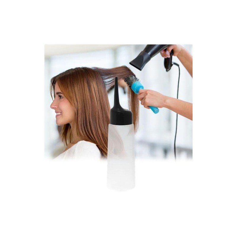 Botella de tinte para el cabello vacía con punta inclinada