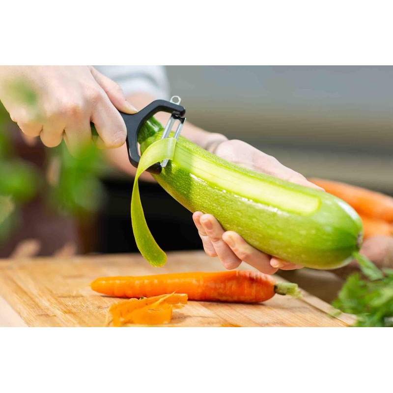 ARCOS Professional Peeler for Fruits and Vegetables. 5.5 Inch Stainless