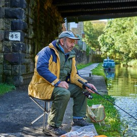 Zorpupoa Folding Camping Stool, Lightweight Folding Stool Compact Backpacking Stool with Carry Bag, Small Compact Chair for Hiking, Barbecue, Outdoor Activities, 330 lb Weight Capacity