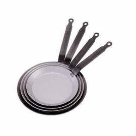 World Cuisine Heavy Duty Carbon Steel Crepe Pan, Dia. 7-7/8" [World Cuisine]