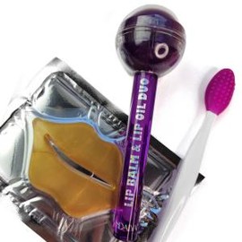 Lip Care Bundle-Exfoliate, Lip Scrub - brighten and Soften your lips. Helps to lighten smoker lips. Lip Mask, Lip Scrubber, Lip Oil, Lip Balm, Lip lightener, Lip brightener, Lip Exfoliator, Dark Lips Fighter, Viral 2 in 1 Pretty Pop Brush Skincare Comfor