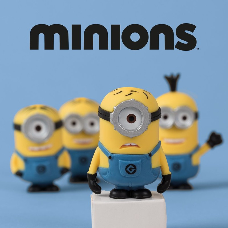 Minions 8GB Fun Novelty USB Storage Flash Drive - Vive