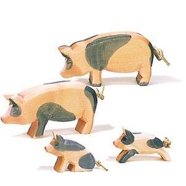 Ostheimer 1095 Pig Group, 4 Pieces (Spotted), 4 Pieces