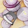 Lumi Zenva Zwiebelschneider Halter aus Edelstahl – Praktische Küchenhilfe für