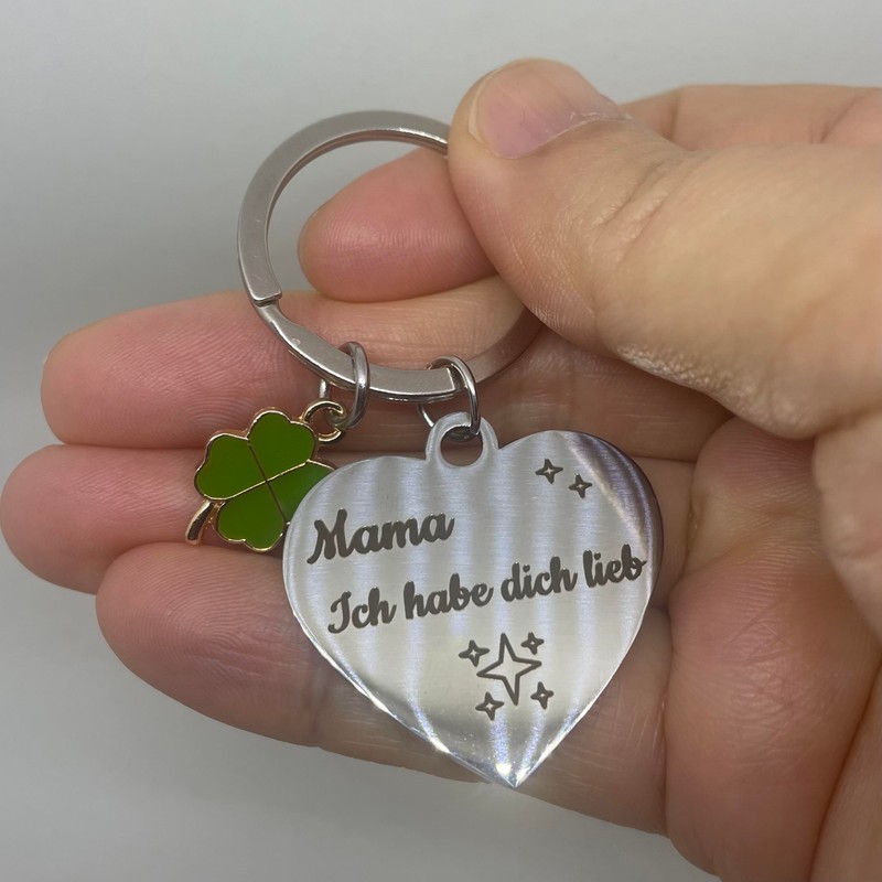 WOO MANTO Heart Keyring with Clover Leaf Pendant, Mama, Ich