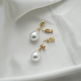 Big Teardrop Pearl Pendant Clip Earrings Drop Clip-on Earrings for Women Gold Plated White Imitation Pearl Non-Pierced Earrings